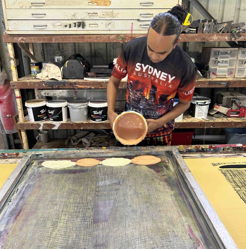 Kieren Karritpul - Fish Traps on yellow ochre canvas - Panel - Image 3