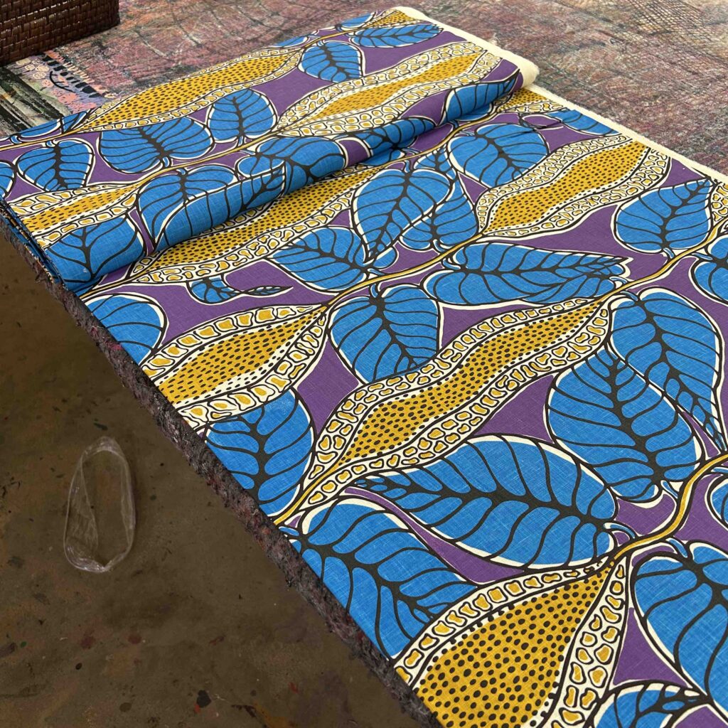 Gracie Kumbi - Yams on natural linen cotton (per 1m) - Image 3