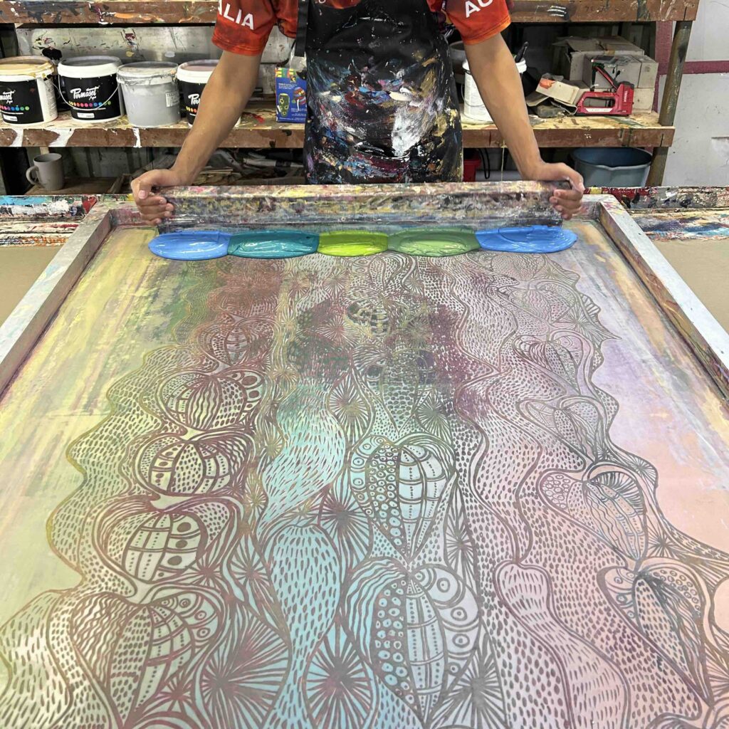 Kieren Karritpul - Fish Traps on yellow ochre canvas - Panel - Image 4